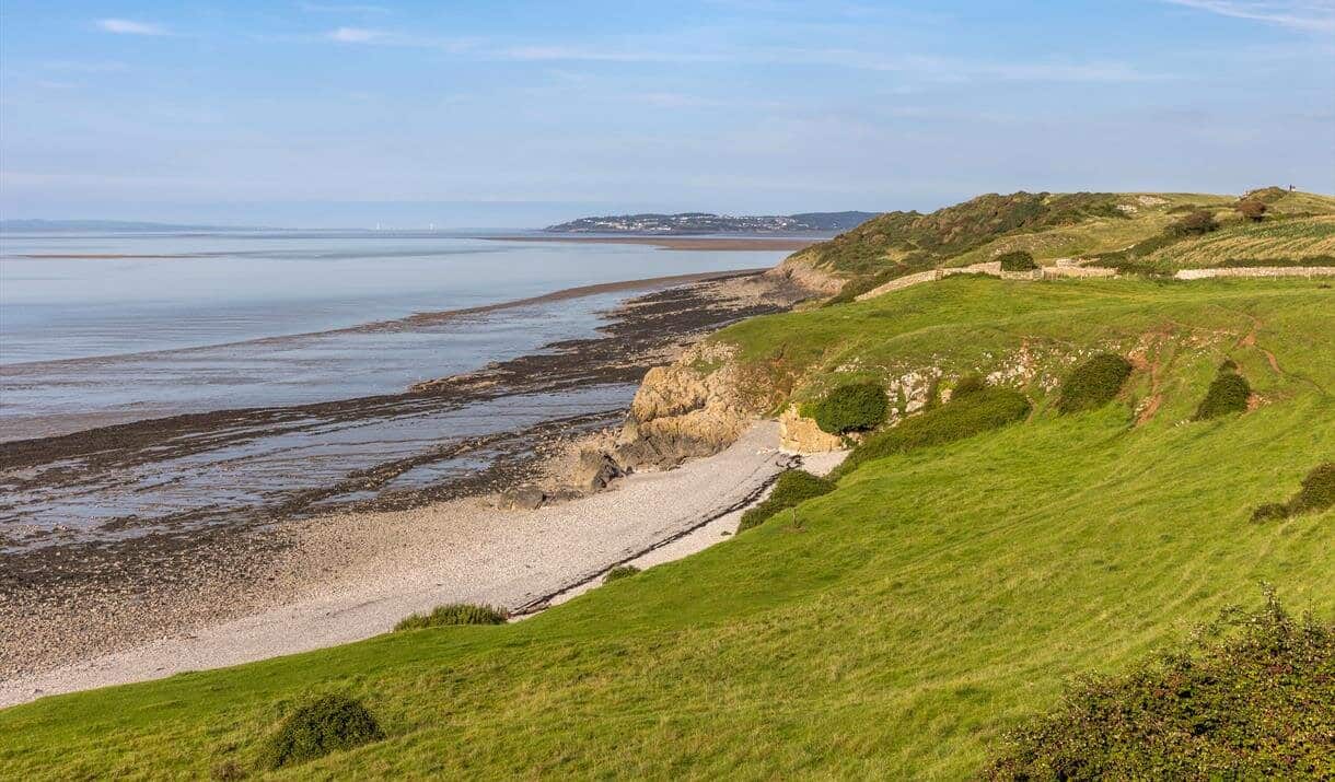 Sand Point coastal walk in Kewstoke – one of the best things to do near Weston-super-Mare
